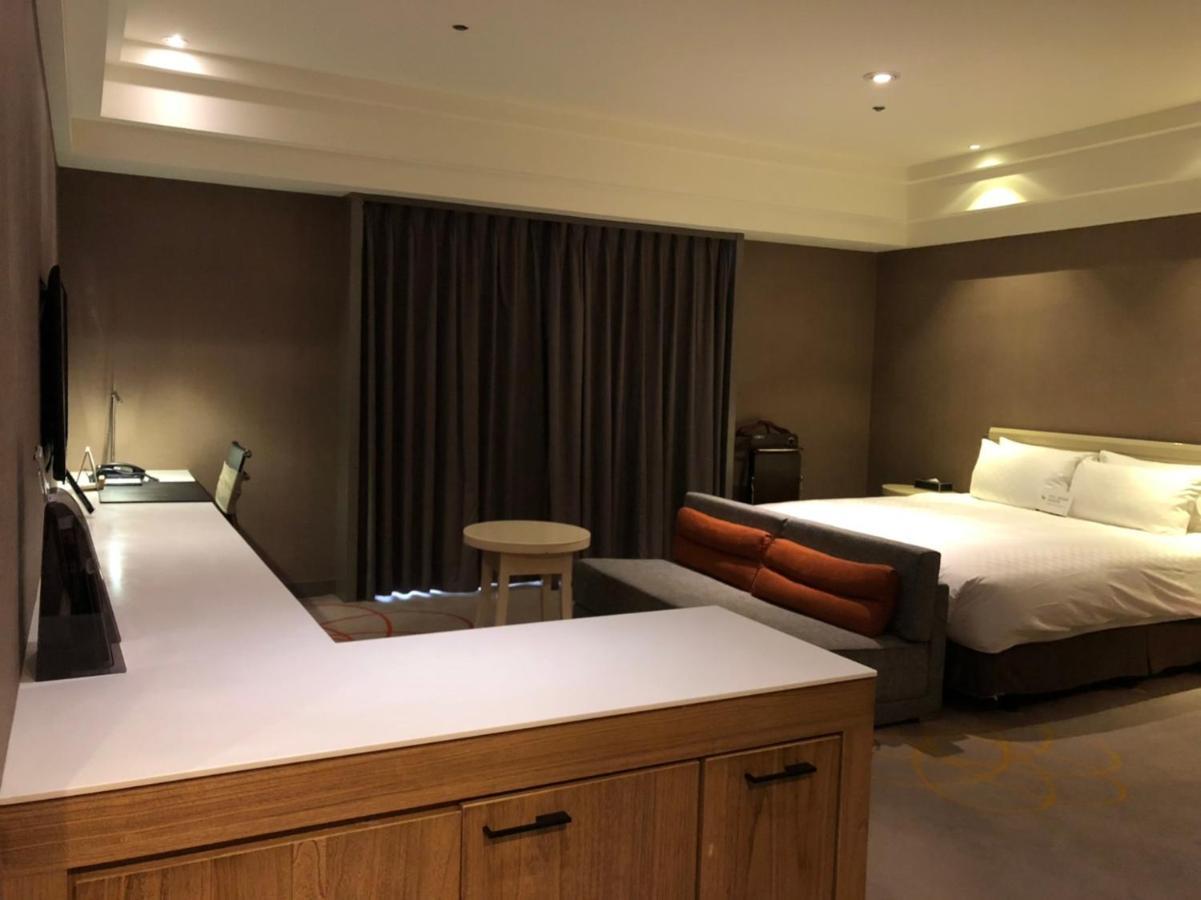 Hotel Royal Hsinchu Buitenkant foto Deluxe room